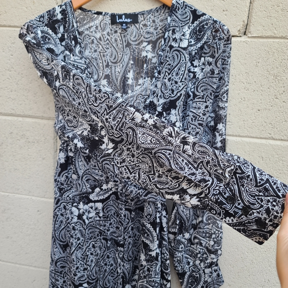 Lulu's | Love Letters Black and White Print Long Sleeve Wrap Dress NEW Size M - Picture 7 of 16